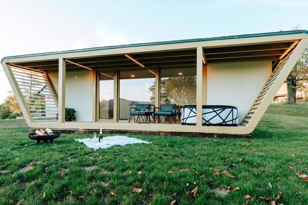 Holiday House Hona Lux Velike Lasce Eksteriør billede