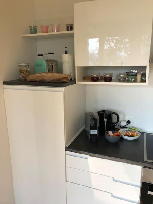 Holiday House Hona Lux Velike Lasce Eksteriør billede