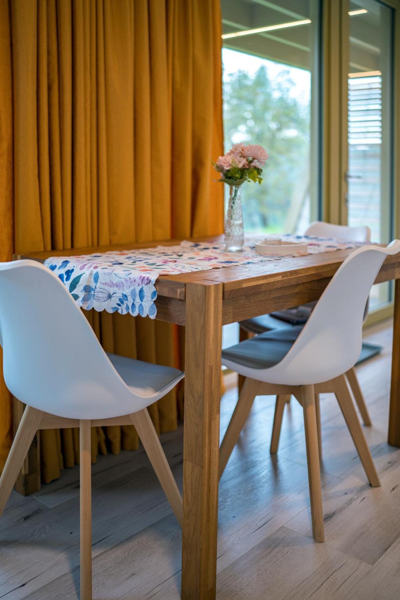 Holiday House Hona Lux Velike Lasce Eksteriør billede